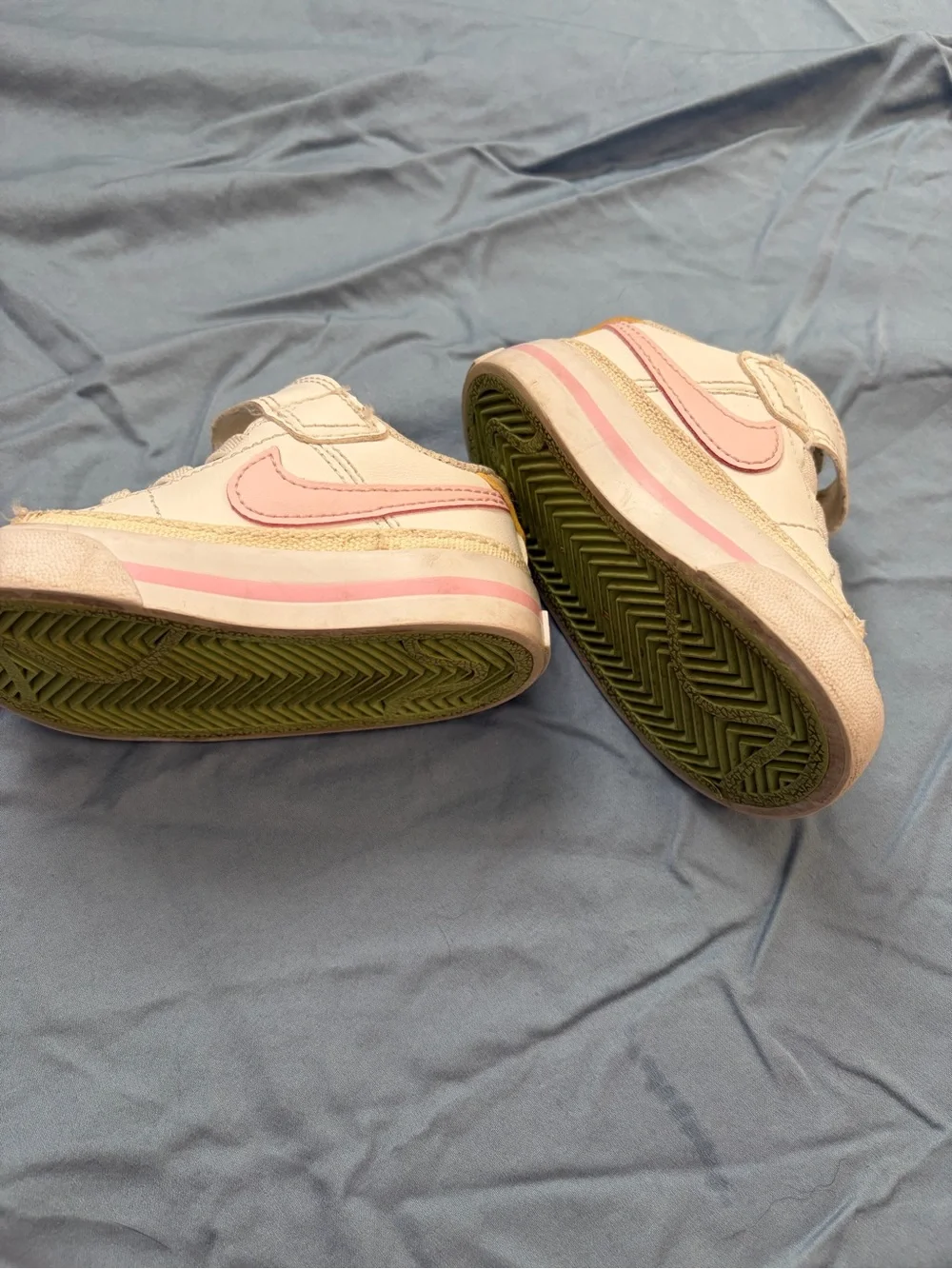 Nike White and Pink Toddler Velcro Sneakers